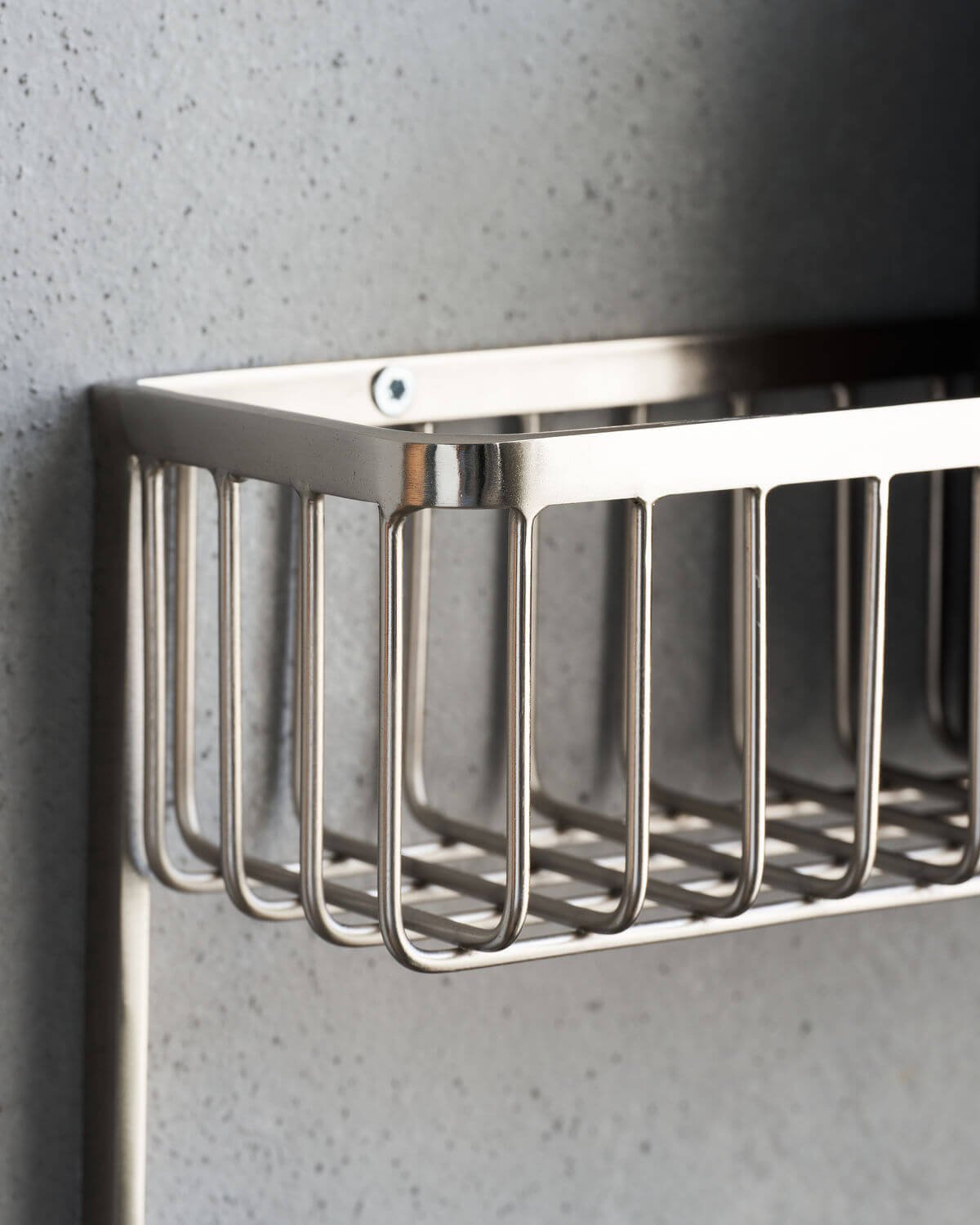 Veggbaðhilla silver fyrir 3 sápuflöskur frá House Doctor L 25.5cm - Image 2